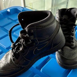 Kids Air Jordans - EUC!